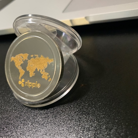 COPY - XRP RIPPLE CRYPTO COLLECTABLE COIN - Picture 5 of 5